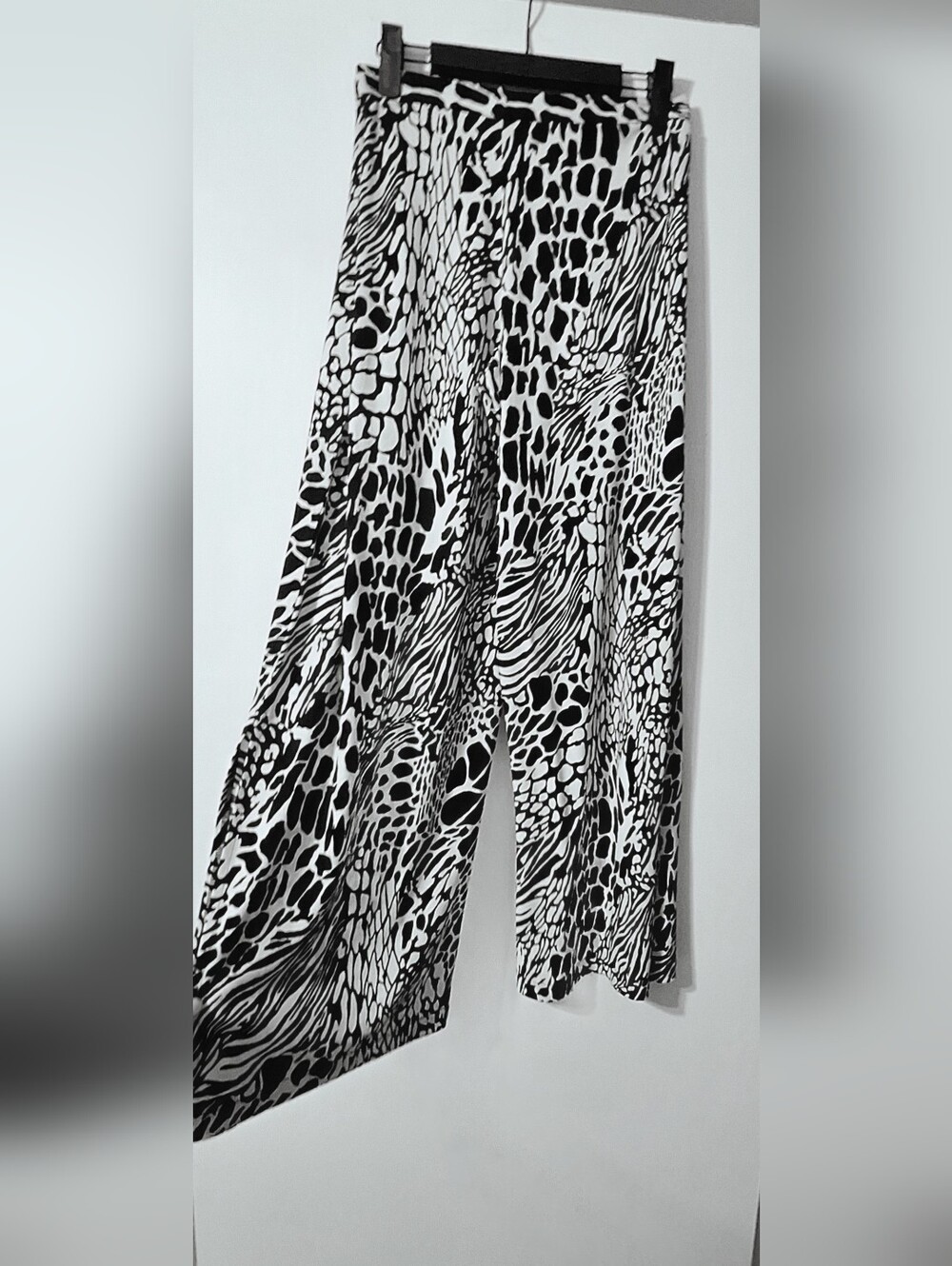 Island Girl B&W Wide-Leg Pants